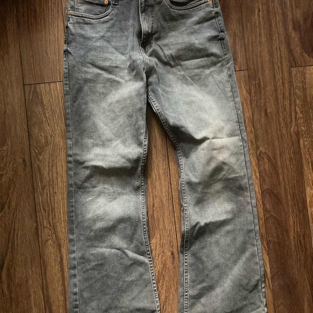 Women’s Levi’s flared jeans
